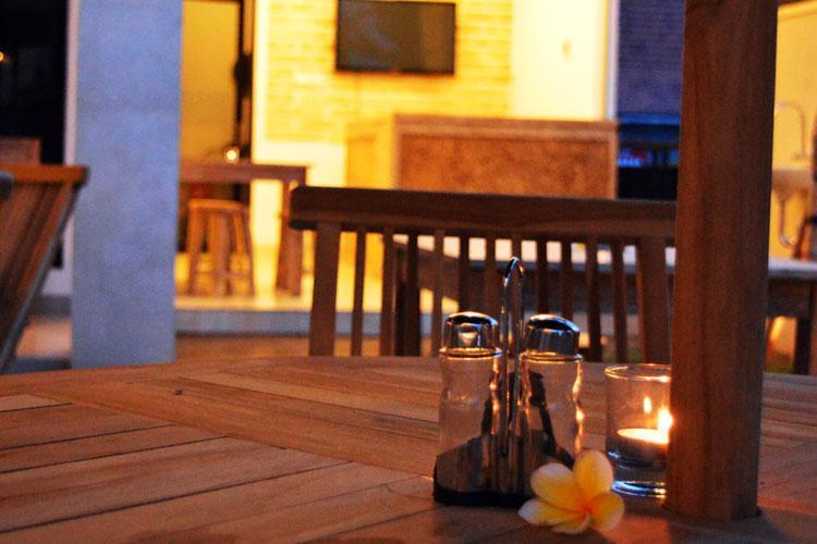 Tirtha Canggu Suites Экстерьер фото